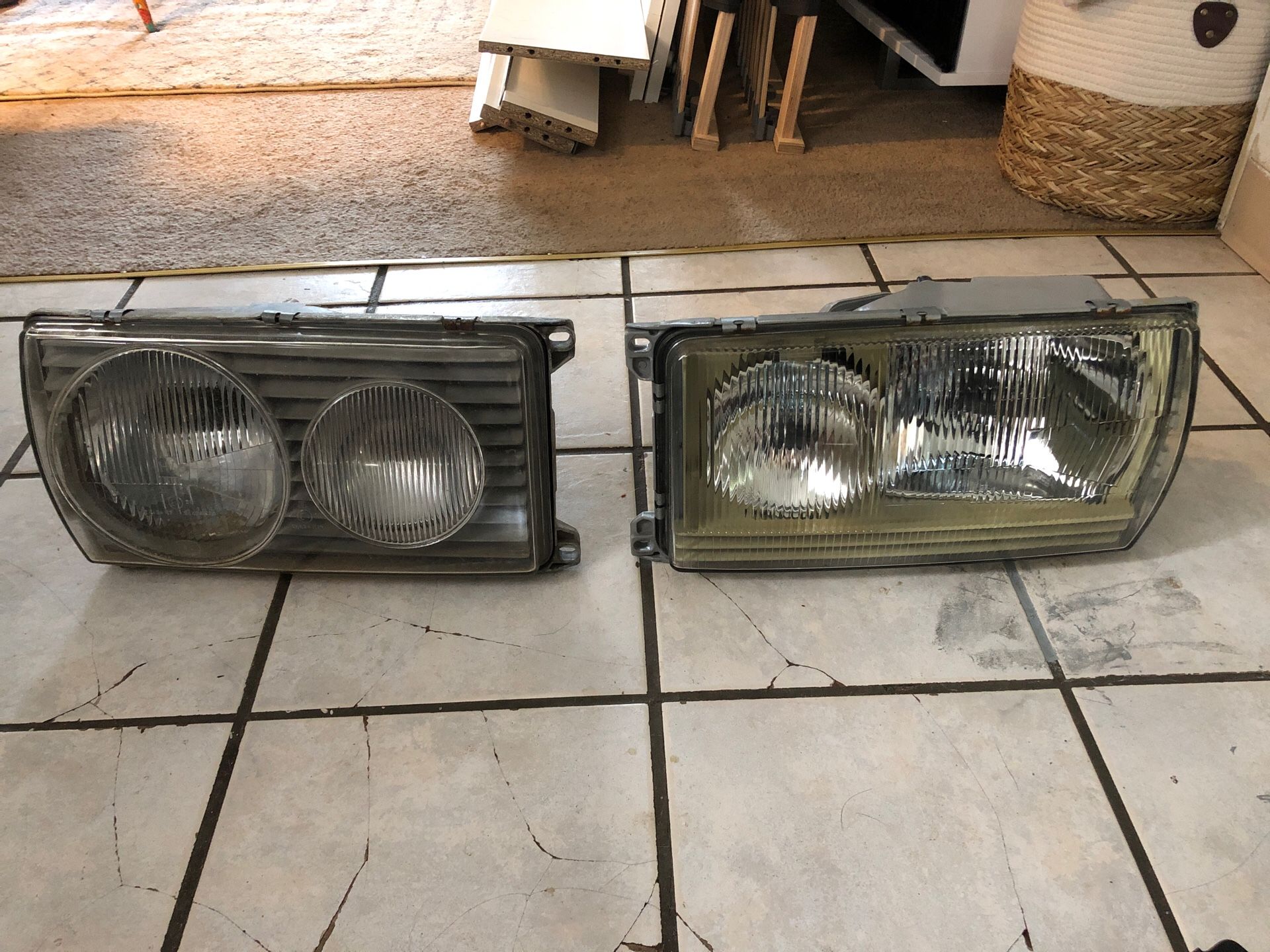 W123 Headlights