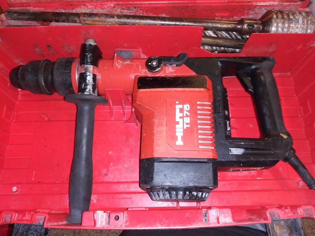Hilti Te75 hammer drill