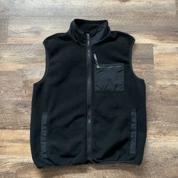 Men's Synchilla® Fleece Vest (black)- L 