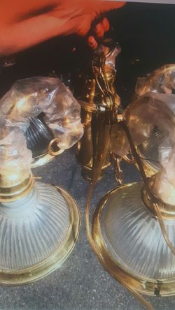 BRAND NEW HANGING LIGHT