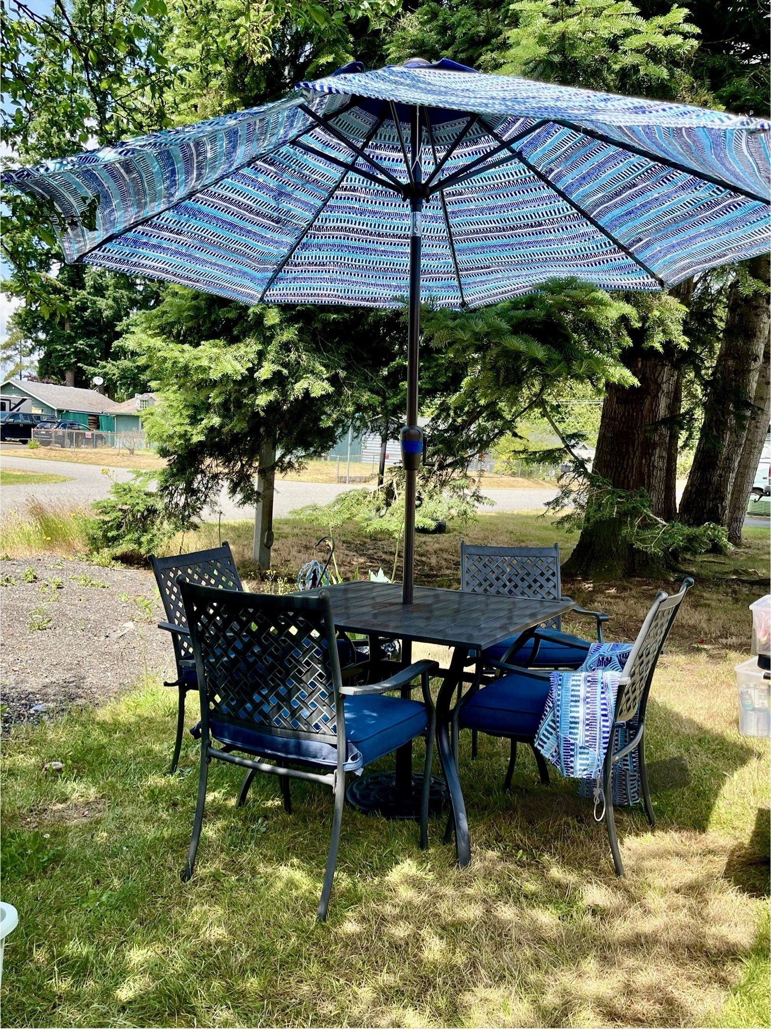 Cute Black Metal Patio Set