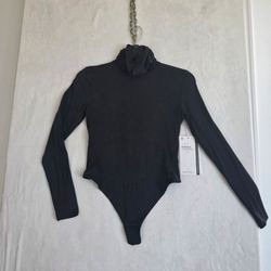 lululemon Wundermost Nulu Turtleneck Bodysuit in Blk Women's Size Small NWT