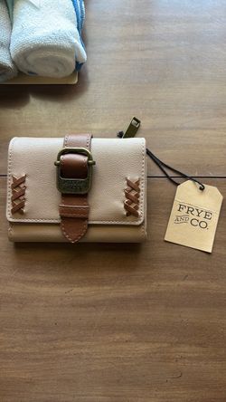 Frye and Co Roebuck Olivia small trifold wallet