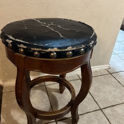 24 Inch Tall Swivel Stools