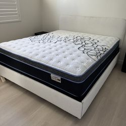 Queen Size Mattress Pillow Top New 12”