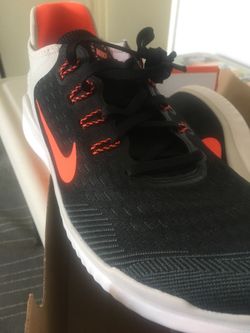 Nike shoes new size 10