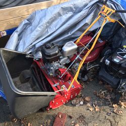 McLain lawn mower Briggs and Stratton lawn care machine