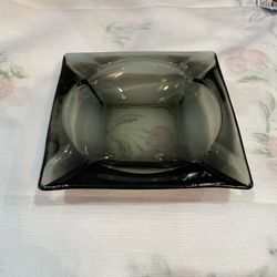 Vintage Mid-century Modern Glass Smokey Gray Ashtray 