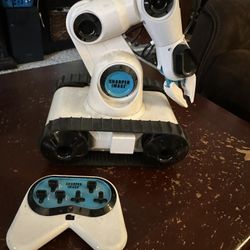 Sharper Image Wireless Control Robotic Arm Toy
