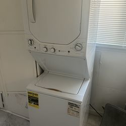 GE 24” Gas Stacked Washer Dryer – Apartment Size