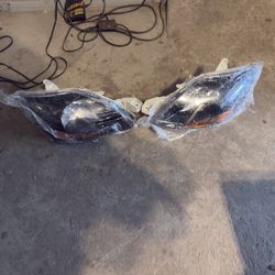 Toyota Yaris Headlights 