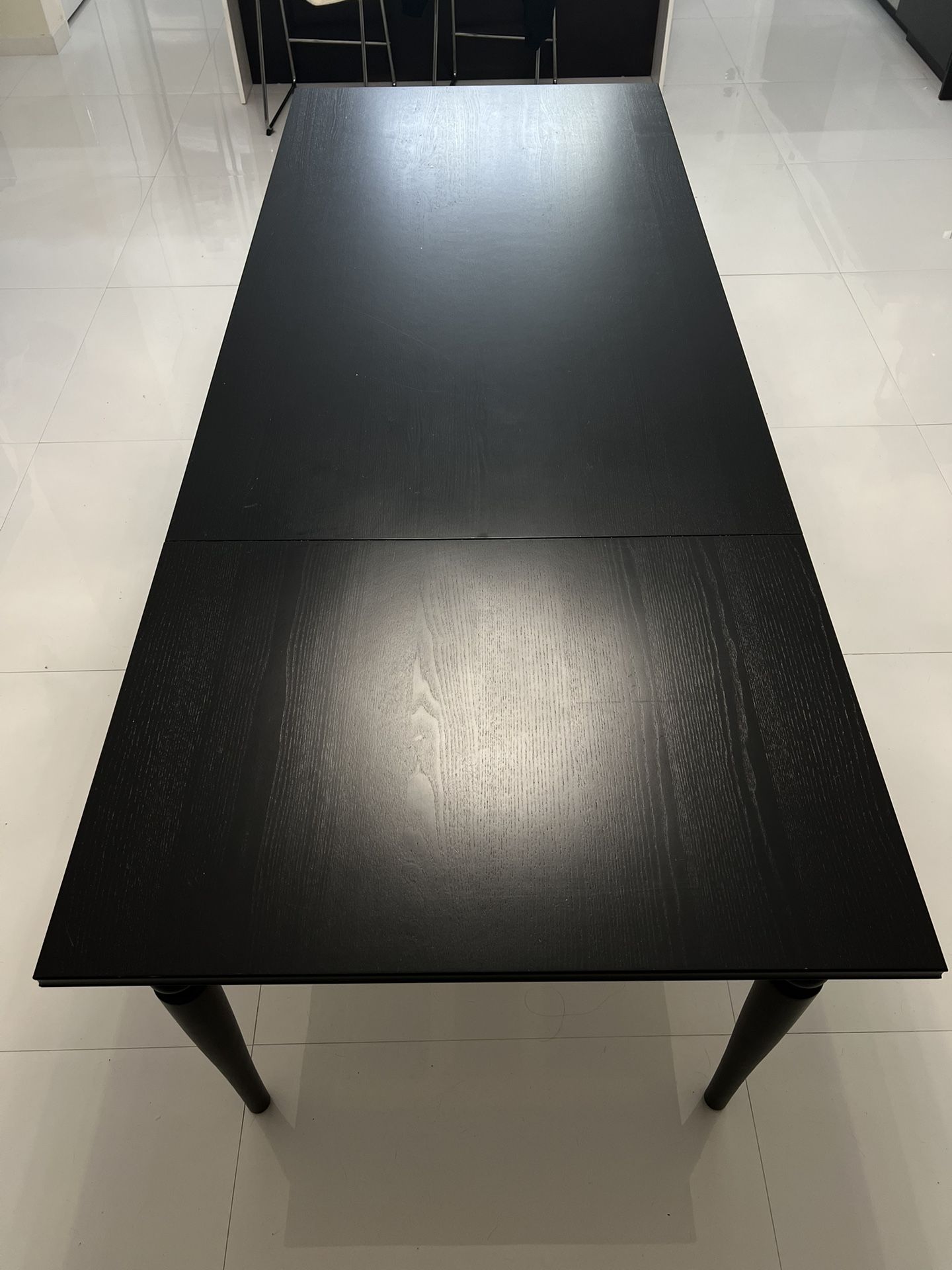 dining table (extendable)