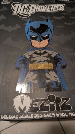 DC Universe Mezitz Batman 18 inch Vinyl figure