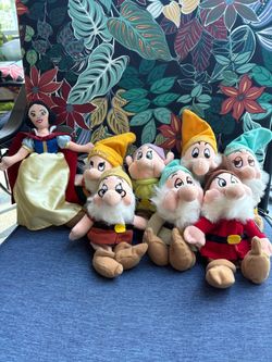 Disney Snow White and Seven Dwarfs Plush Set