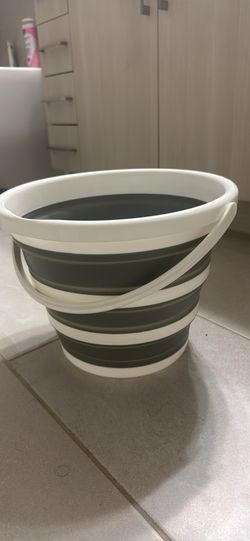 Bucket