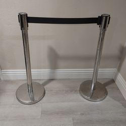 6 Barricade Stands