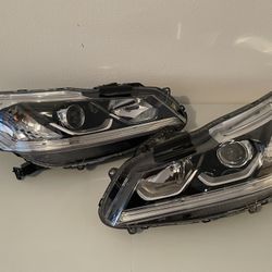 NEW - 2016-2017 Honda Accord Headlights Lamps Left & Right Pair Halogen Bulbs