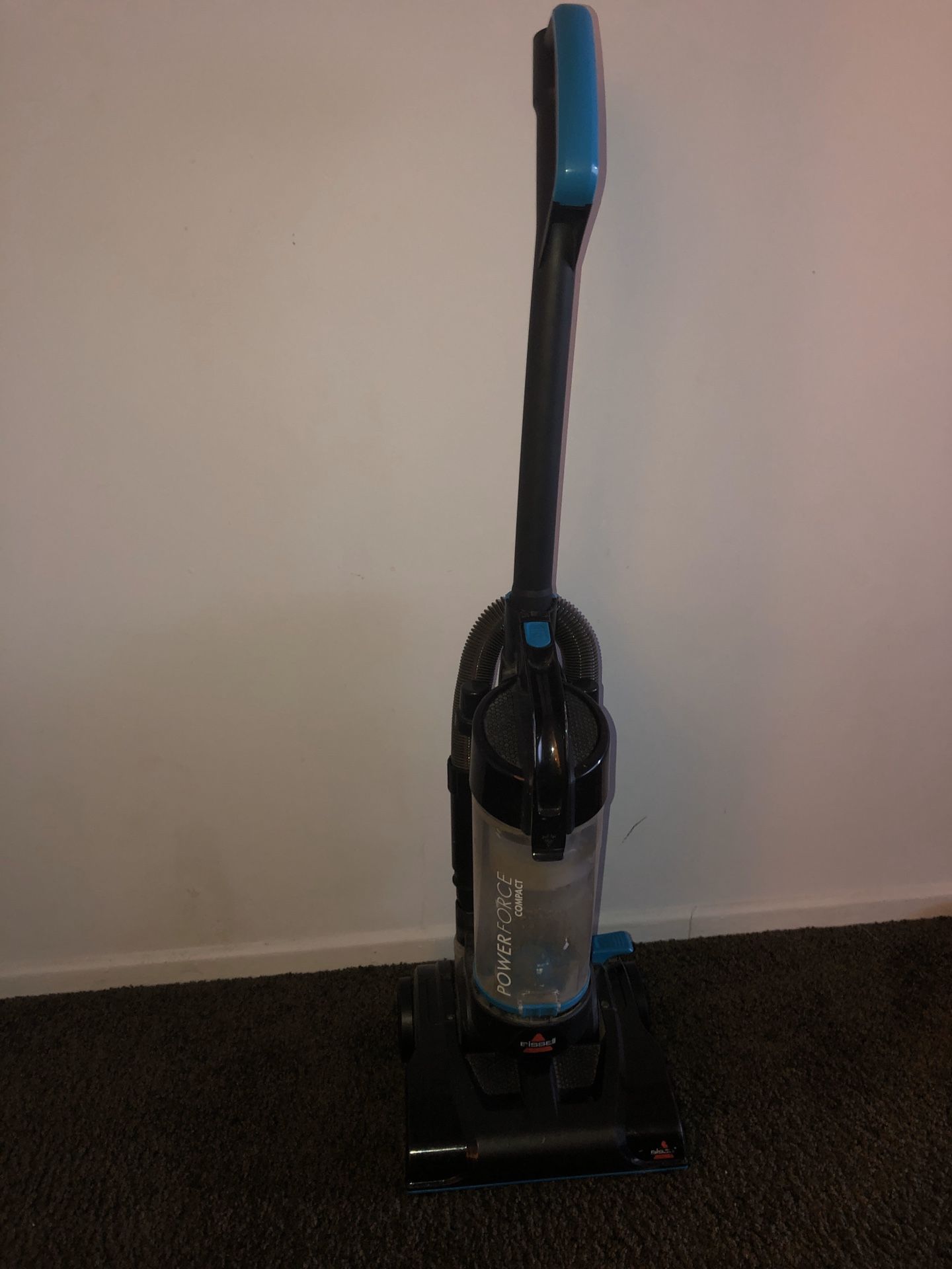 Bissel Power force compact Vacuum