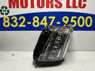 2018 2019 2020 Cadillac Escalade Headlight