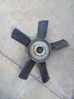 Fan / clutch