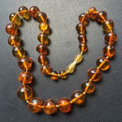 Precious high luster Baltic Amber Beaded Necklace