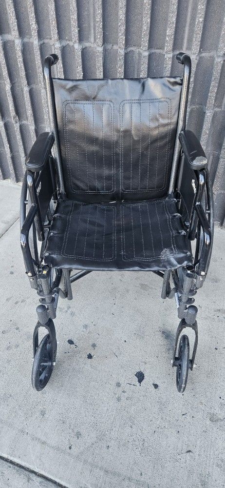 Wheelchair  Drive / Silla De Ruedas 