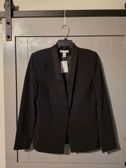 Black Lapel blazer (H&M)