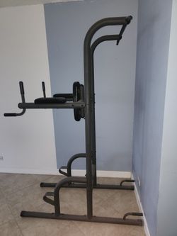 Pull Up Dip Machine