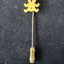 Cute little golden bear stickpin