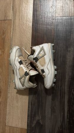 Air Jordan 4 Baseball Cleats size 8