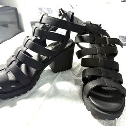 Chunky Heel Sandal 2”