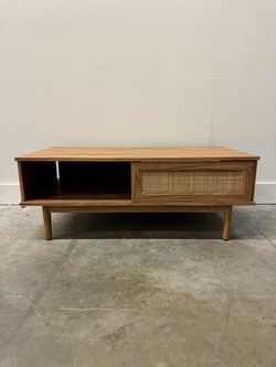 Mopio Haylee Coffee Table