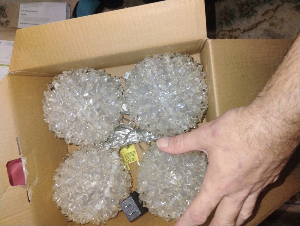 Glowing Balls On A String 4 To Each Box 2 Boxes Total
