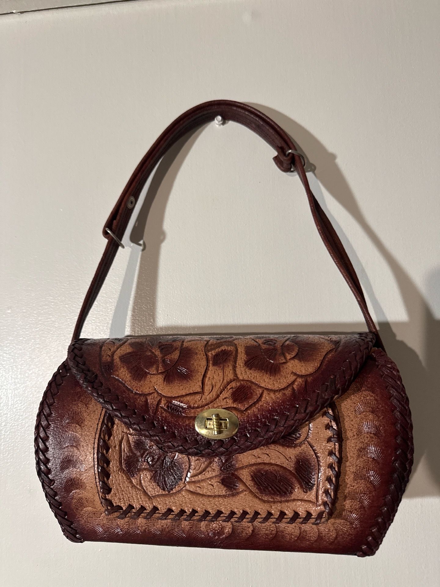 NEW!! Handcrafted Leather Purse
