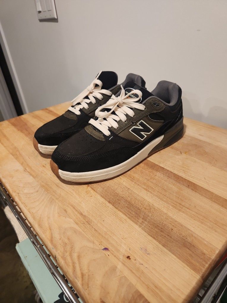 New Balance Reynolds 933 Sz 9.5