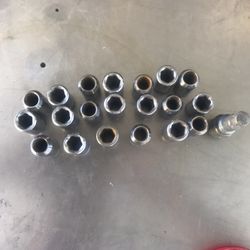 Lug Nuts