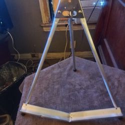 Guitar stand