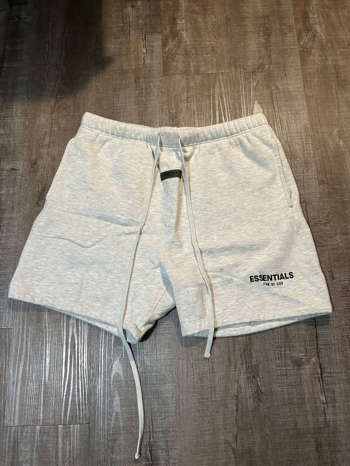 Essential Shorts Size Xl