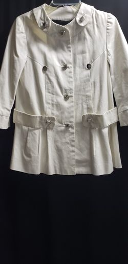 Women's fall raincoats and jackets