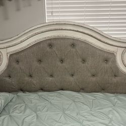Ashley Twin Day Bed