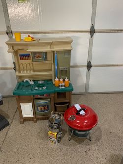 Kids Play Kitchen Set with Grill and Accessories