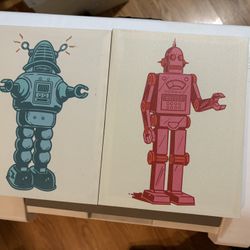 2 Art Retro Robot Round Both For 20$ 