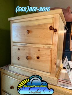 2 drawer nightstand pinewood chest Nuevo