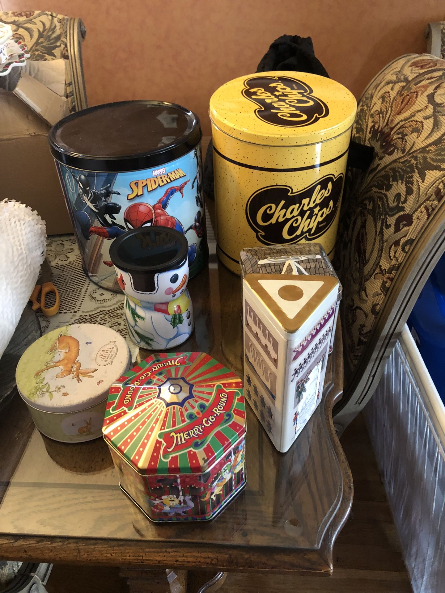 Storage Tins Large And Small. $1 Each