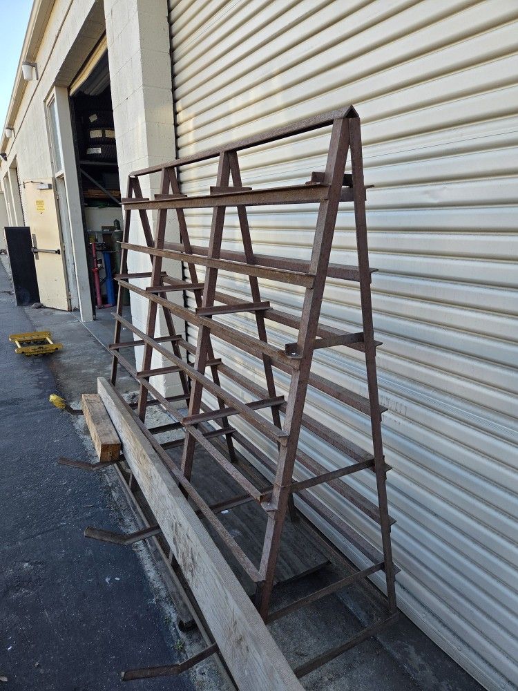 Metallica Storage Rack