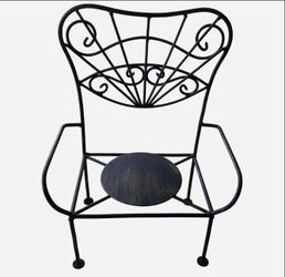 DISPLAY CHAIR PLANT STAND BLACK WROUGHT IRON 17" TALL VINTAGE VICTORIAN STYLE Metal Circular Seat Plate, Scroll Back, Arm Rests, Excellent Condition