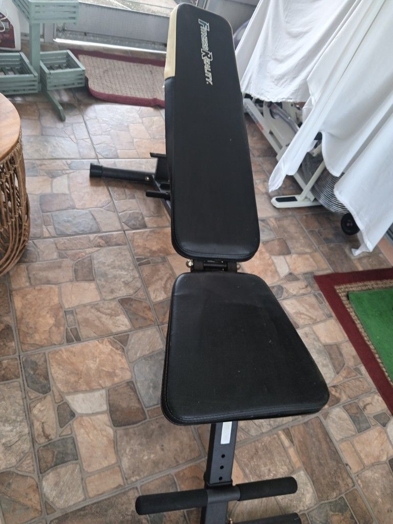Adjustable Dumbbell Set SA Gear With Fitness Reality Bench