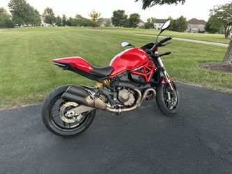 2015 Ducati Monster 821 Stripe
