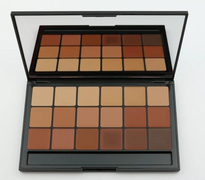 Brand NEW- RCMA Vincent Kehoe - 18 Part Foundation/Concealer palette - #10
