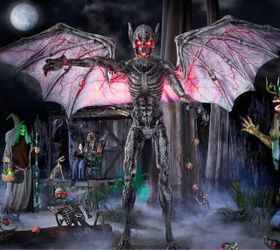 Missing Head Giant Winged Demon Halloween Animatronic Decoration